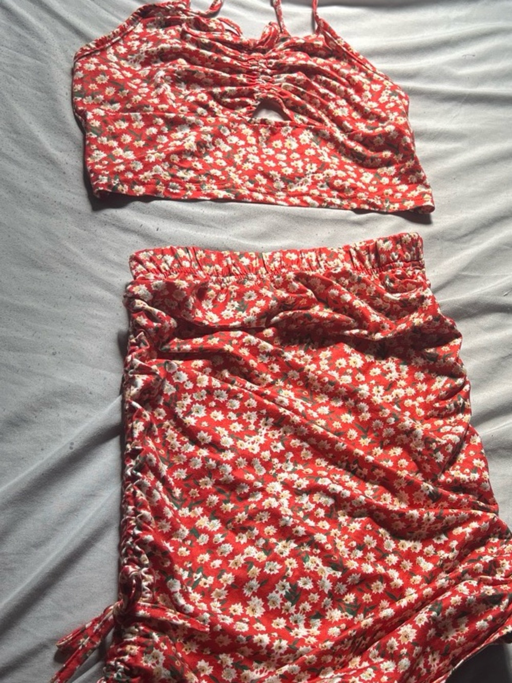 SHEIN Red Floral Ruched Kids Matching Skirt Set